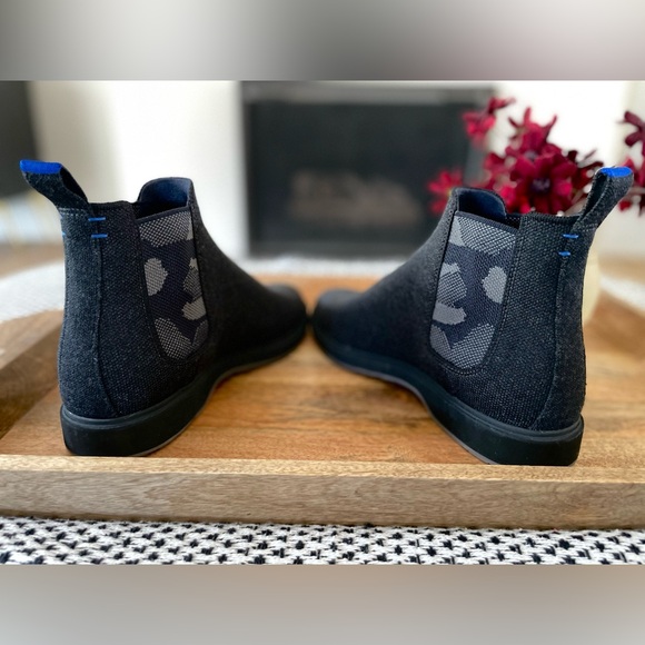 Rothy's Merino Wool Knit Chelsea Boots Mens 12 Dark Gray Black Camo sustainable - Picture 5 of 12